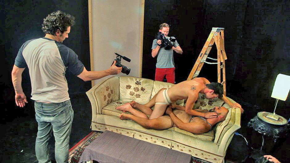 James Franco (po lewej) na planie swojego filmu "Interior. Learher Bar".